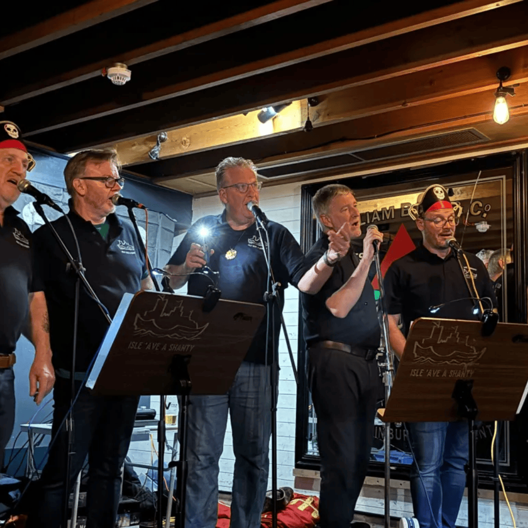 Isle ‘Ave A Shanty Live on The Golden Hinde